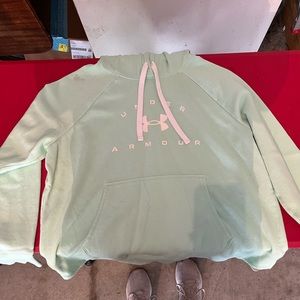Under Armor women’s sweatshirt